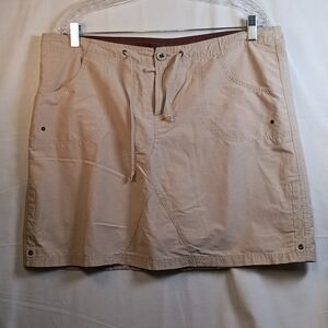 Columbia Women's Tan Skort
